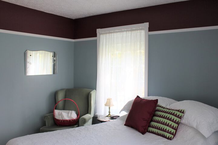 Room 17 of 33