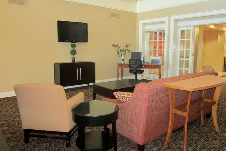 Hotel Interior 6 of 28