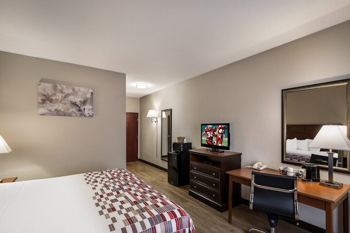 Room 26 of 33