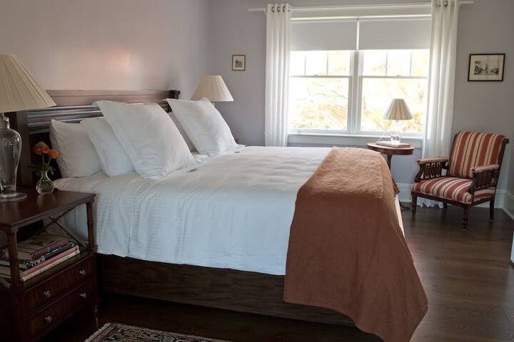 Room 14 of 35