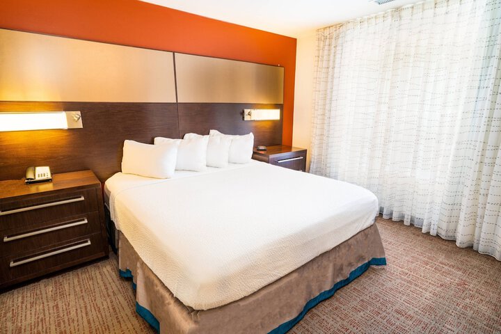 Room 17 of 29