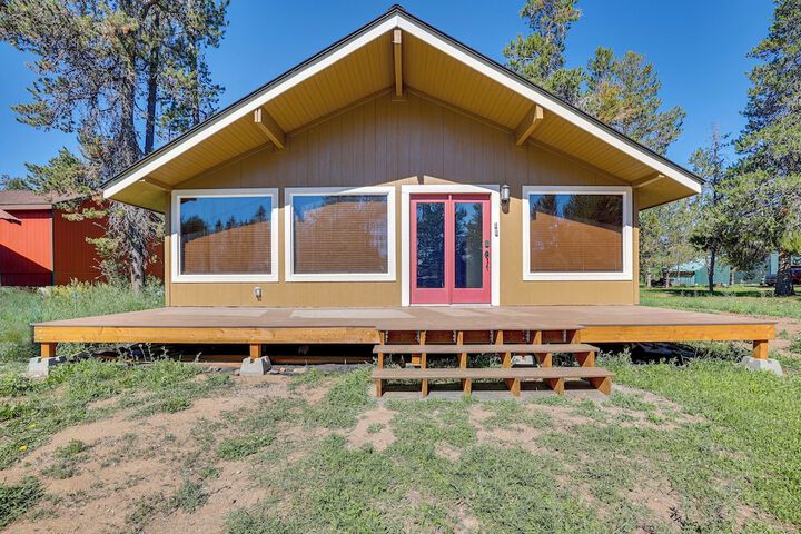 Donnelly Cabin w / Fire Pit: 5 Mi to Boat & Ski!