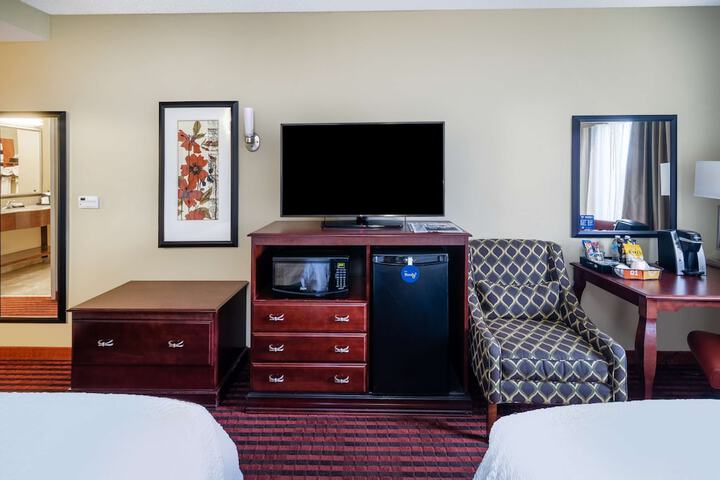 Room 18 of 34
