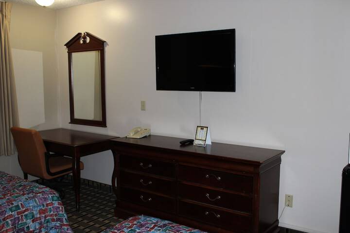 Room 51 of 63