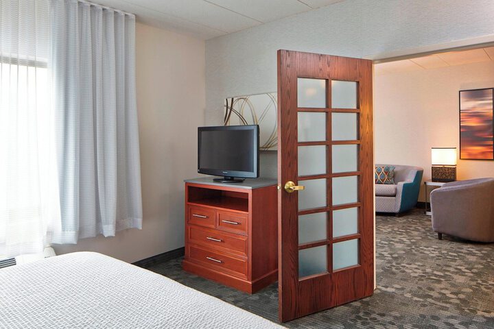 Room 17 of 45