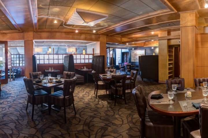 DoubleTree by Hilton Akron Fairlawn