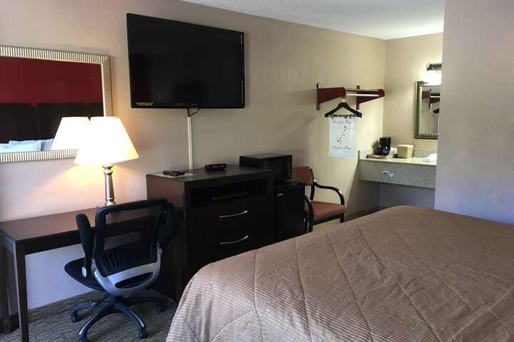 Room 47 of 54