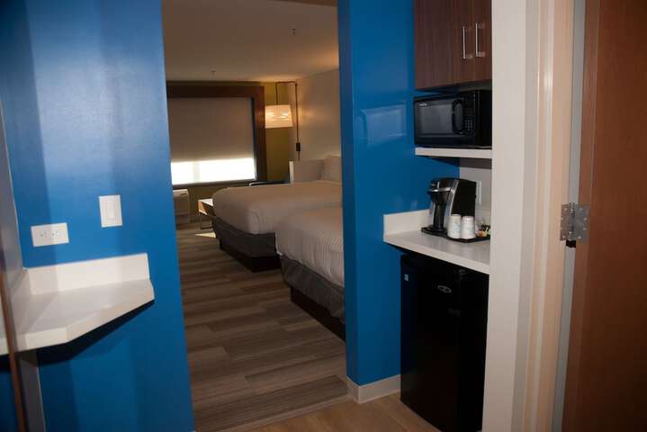 Holiday Inn Express & Suites Decatur by IHG