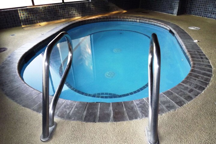 Best Western Plus Lake Front Hotel