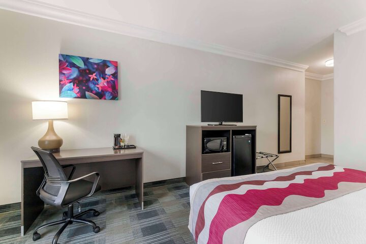 Room 39 of 49