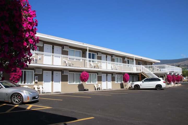 Hotel 2 of 27