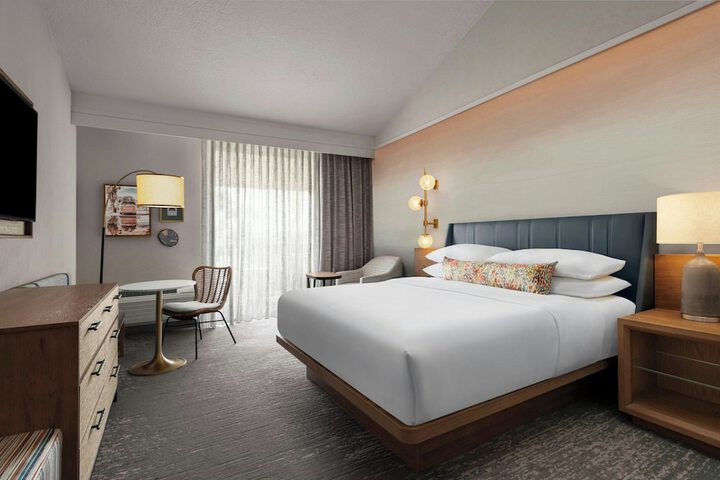 Room 74 of 215
