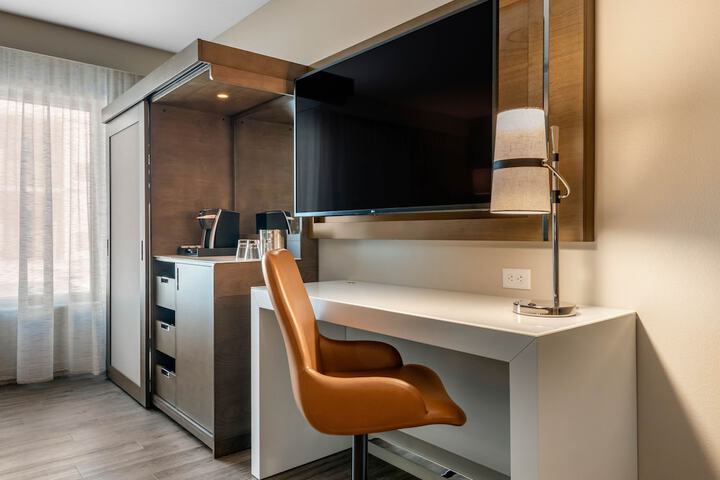 Room 15 of 49