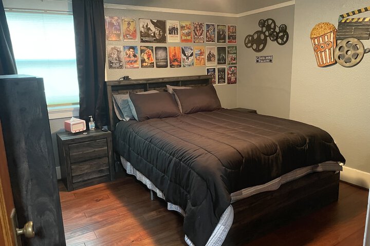 Room 13 of 25