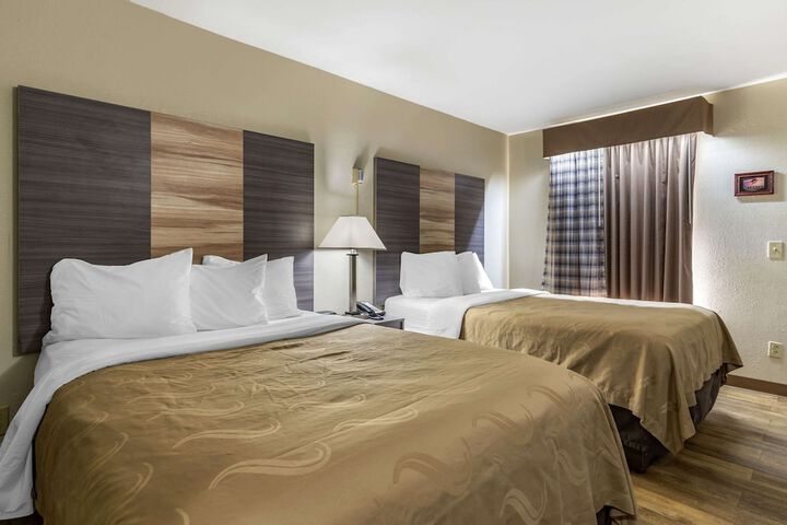 Room 17 of 31