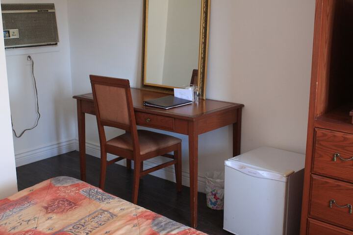 Grand Motel Saint-Hubert