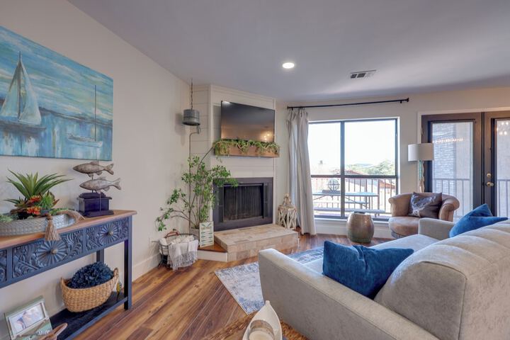 Canyon Lake Vacation Rental w / Lake Views