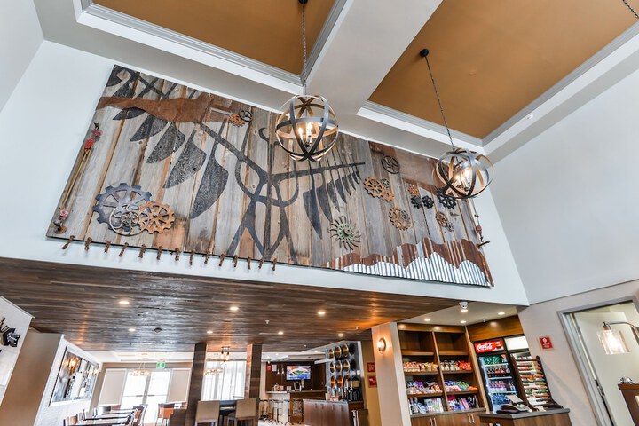 Hotel Interior 19 of 67