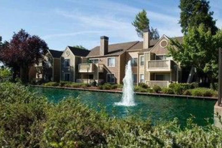 Global Luxury Suites in The Heart of San Ramon