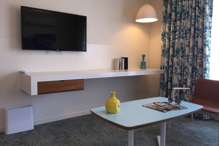Room 49 of 85
