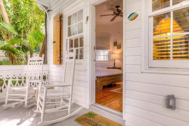 Key West Harbor Inn - Adults Only