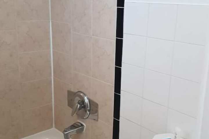 Room 12 of 26