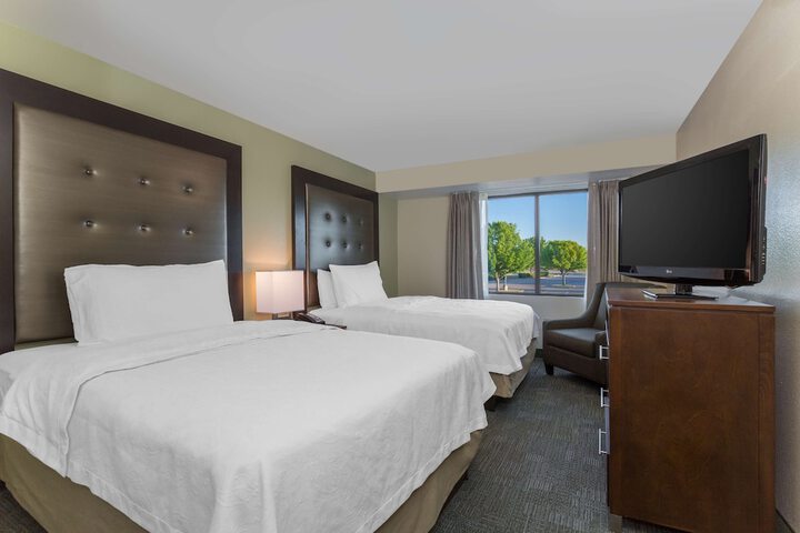 Room 15 of 39