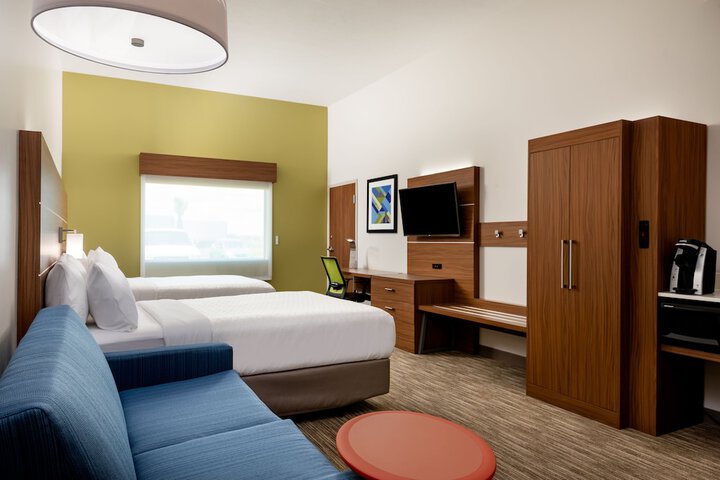 Room 13 of 29