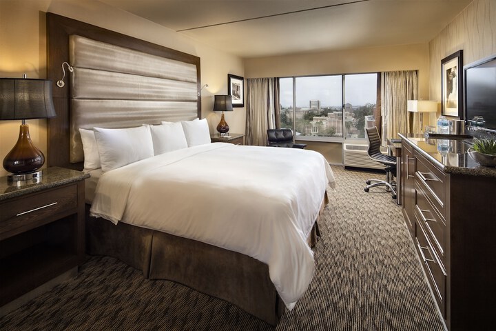 Room 20 of 40