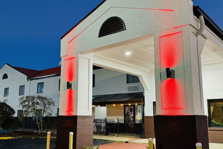 Americas Best Inn and Suites Flowood