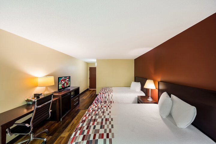 Room 11 of 25