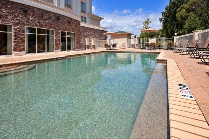 Pool 4 of 51