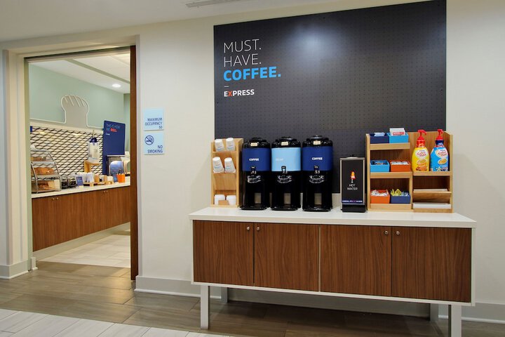 Holiday Inn Express Hotel & Suites Sylacauga by IHG