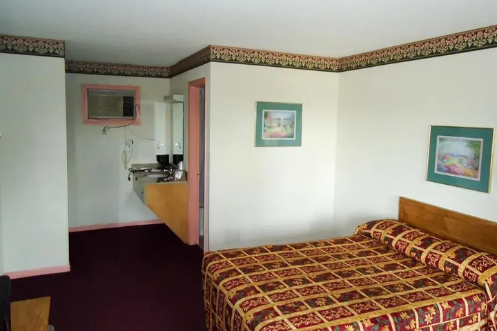 Rodeway Inn