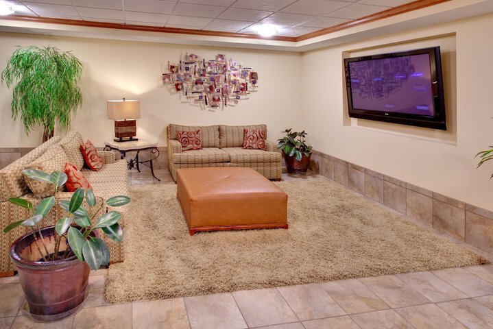Hotel 4 of 17
