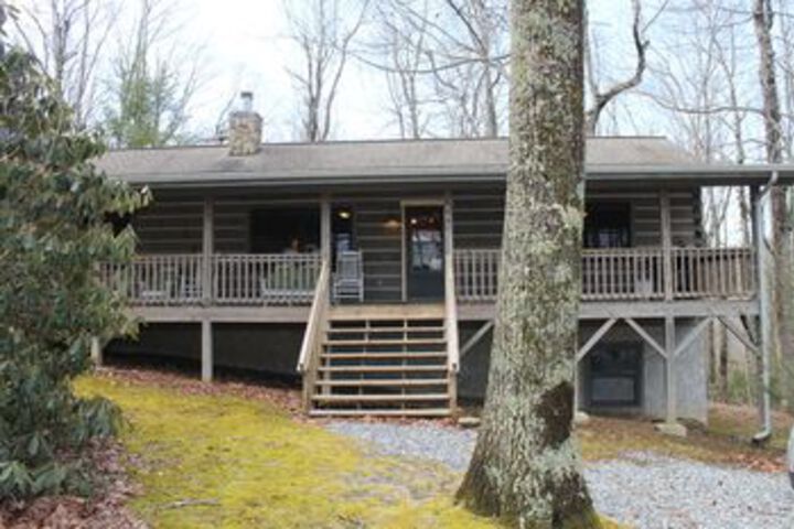 Riverside Log Cabins