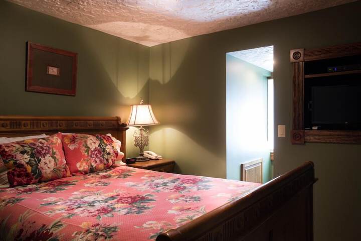 Room 35 of 92