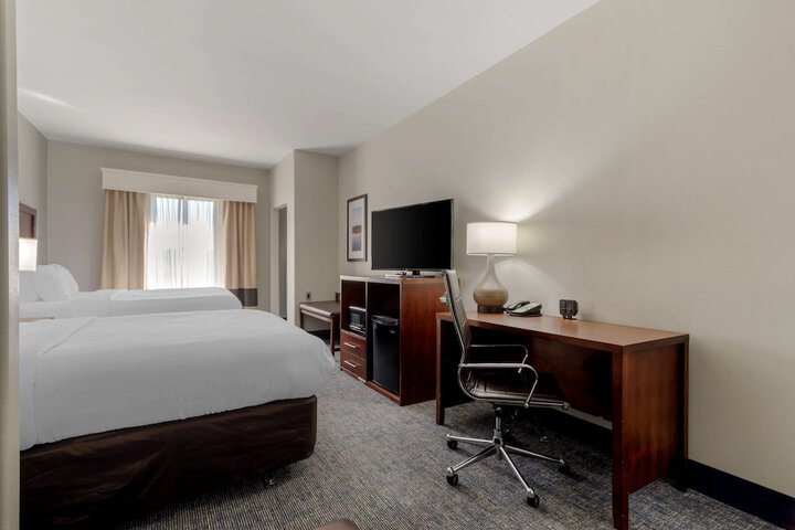 Room 18 of 47