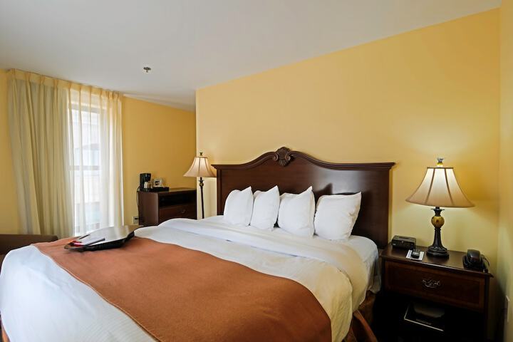 Room 34 of 36