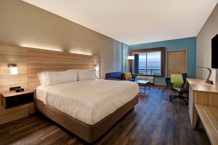 Room 22 of 45