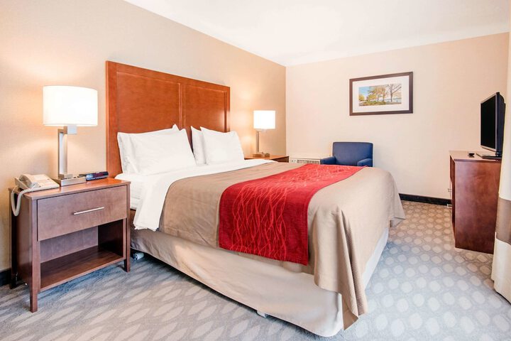 Room 34 of 48