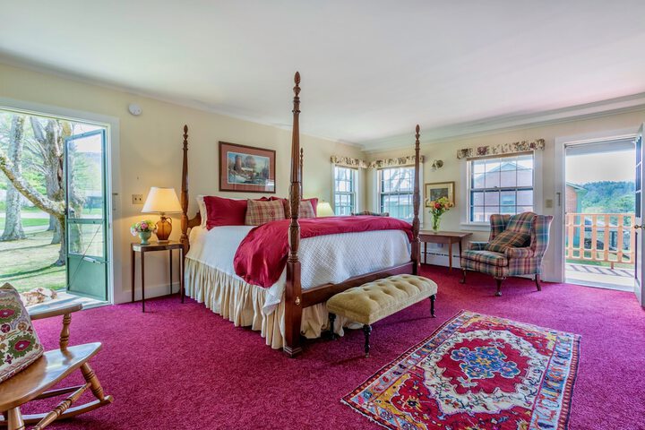 Room 143 of 275