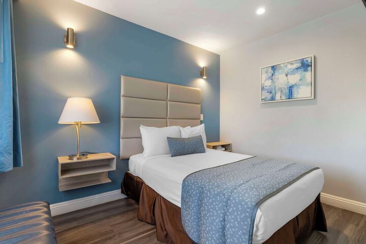 Best Western Orange Plaza