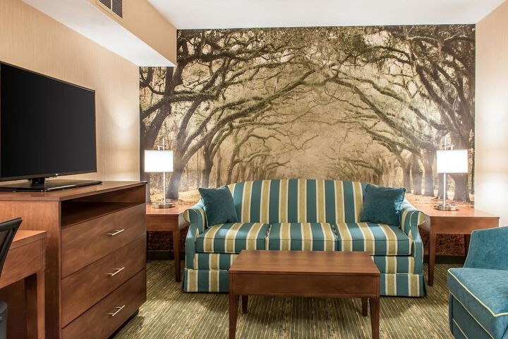 Room 44 of 54