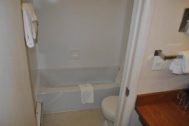 Room 20 of 38