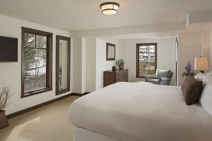 Madeline Hotel & Residences Auberge Collection