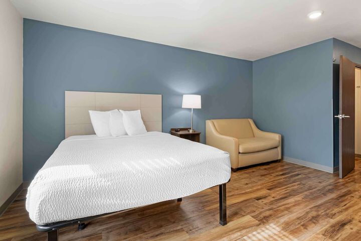 Room 12 of 20