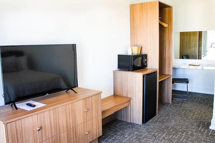 Room 34 of 50