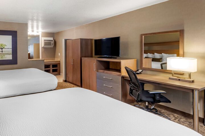 Room 13 of 48