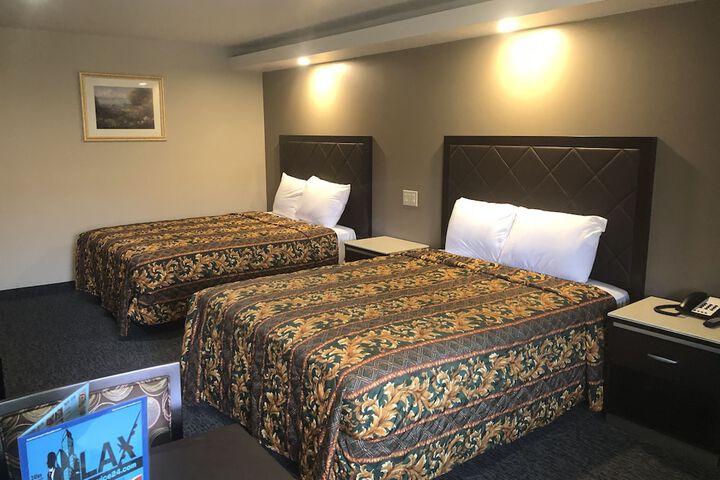 Room 28 of 32